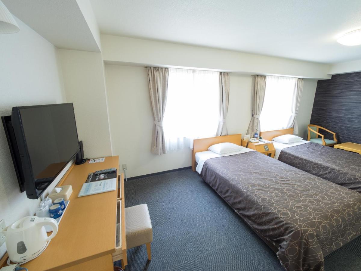 Hotel Shin Osaka Esterno foto