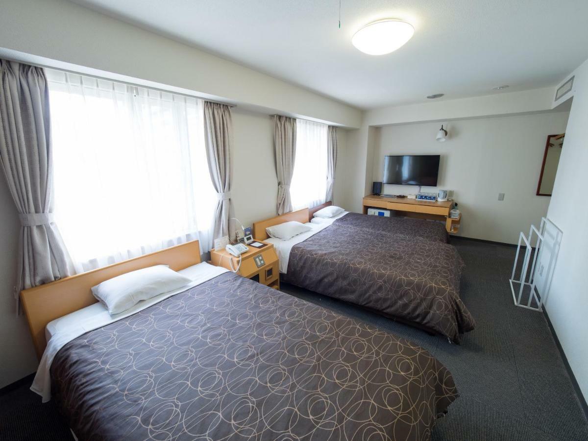 Hotel Shin Osaka Esterno foto
