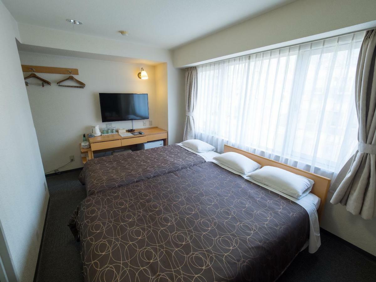 Hotel Shin Osaka Esterno foto
